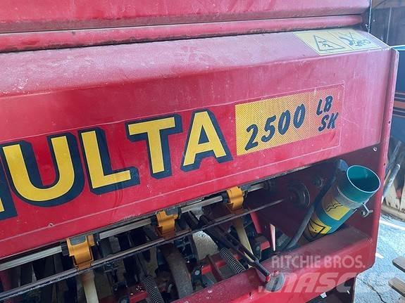 Simulta 2500 LB/SK 礦物撒布機