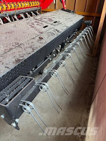 Simulta 3000ST 礦物撒布機