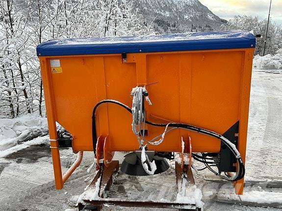  Traxos S15 VEP-490 砂鹽撒布機