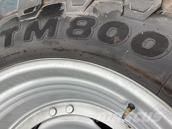 Trelleborg TM800 其他農業機械
