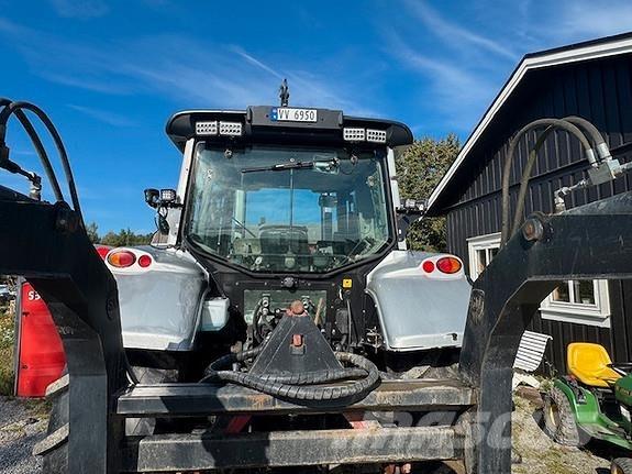 Valtra 142 Direct 曳引機