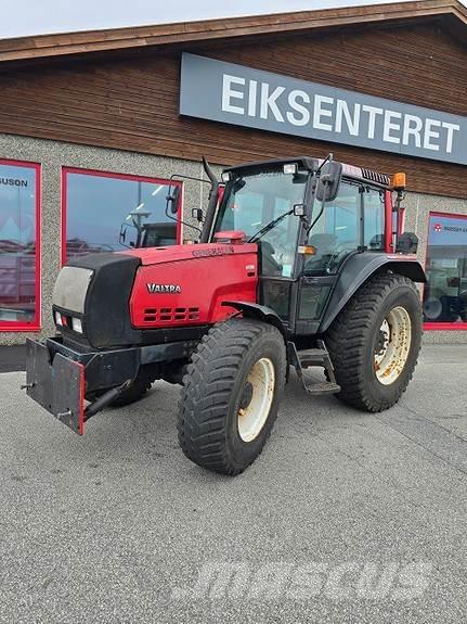 Valtra 6400 曳引機