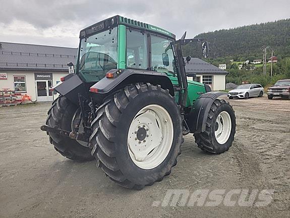 Valtra 6750-4 曳引機