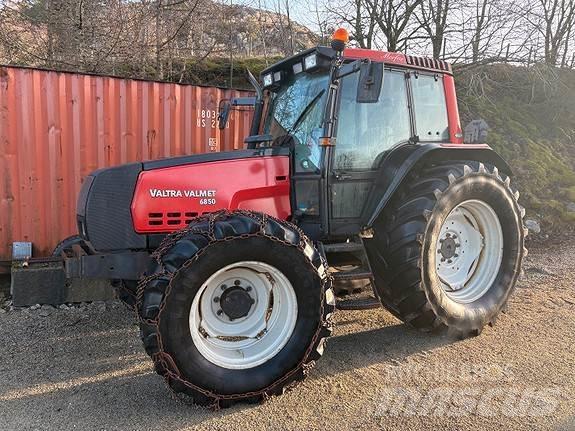 Valtra 6850 曳引機