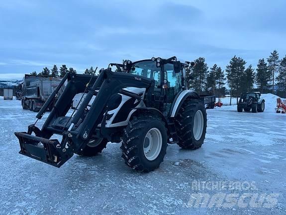 Valtra A105H 曳引機