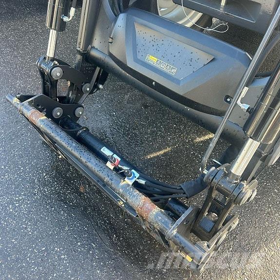 Valtra A115 曳引機