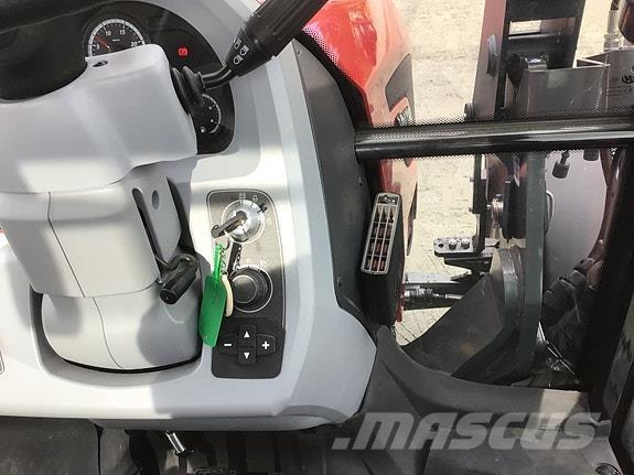 Valtra A95 曳引機