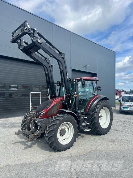 Valtra G115 Active 曳引機