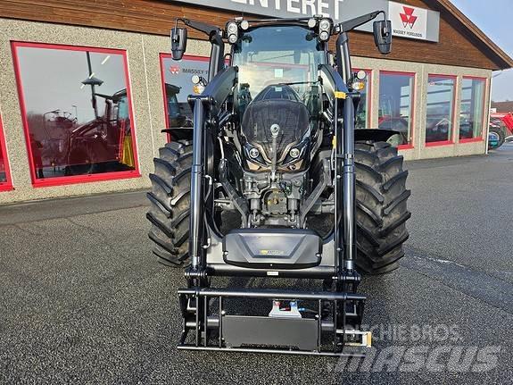 Valtra G135 Versu 曳引機