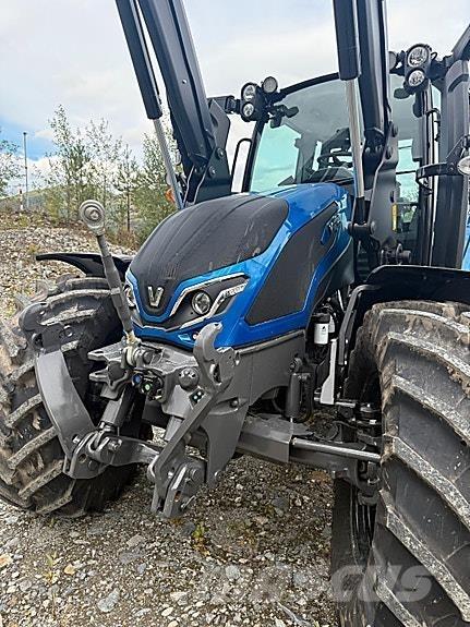 Valtra G135V 曳引機