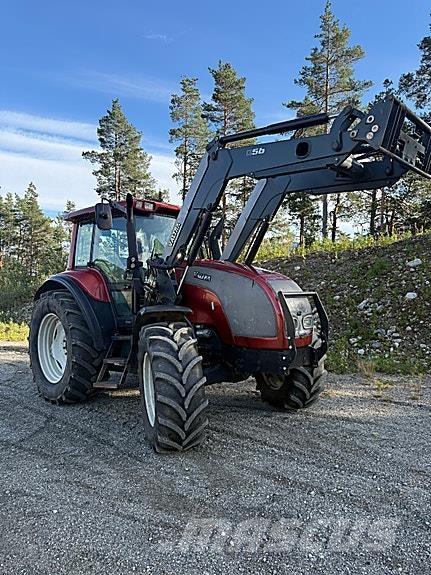 Valtra M150 曳引機
