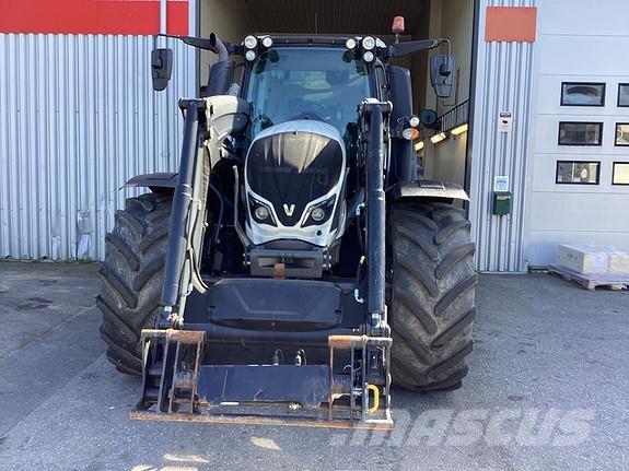 Valtra N 114E 曳引機