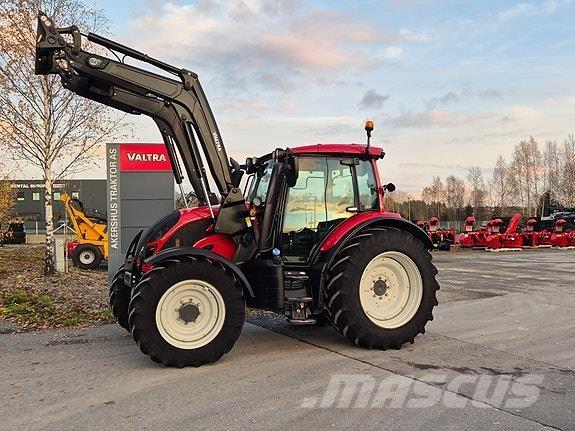 Valtra N104 曳引機