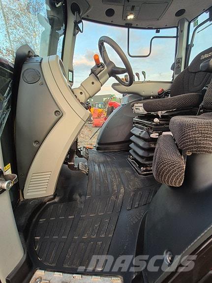 Valtra N104 曳引機