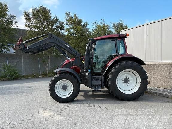 Valtra N114 曳引機