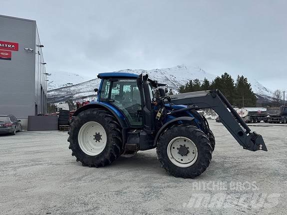 Valtra N174D 曳引機