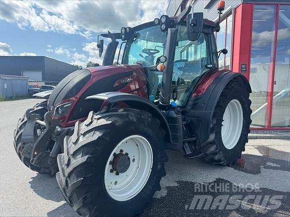 Valtra N174D 曳引機