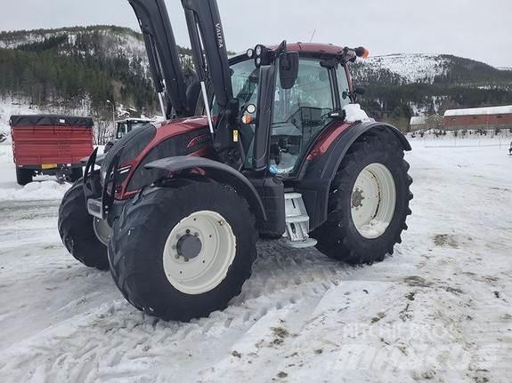Valtra N174H 曳引機