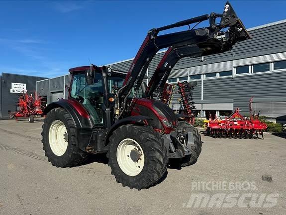 Valtra N174V 曳引機