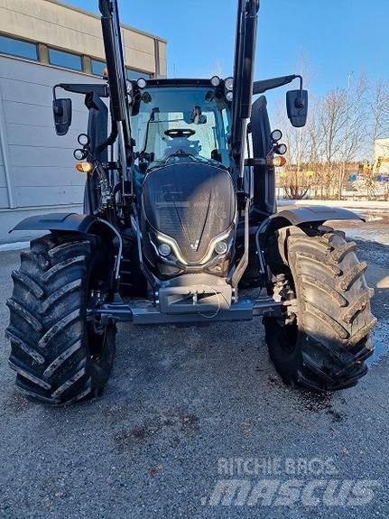 Valtra N175 曳引機