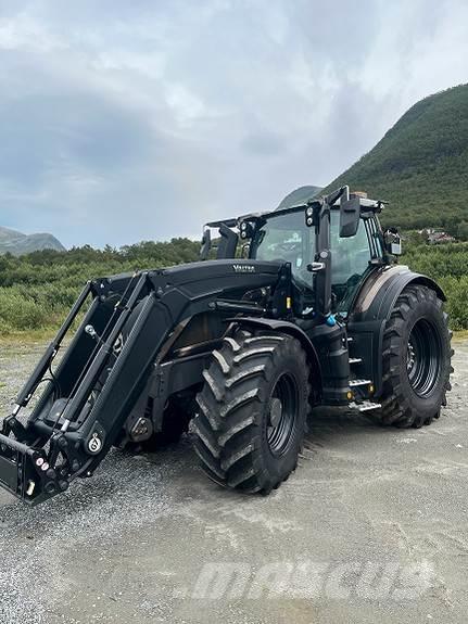 Valtra Q305 曳引機