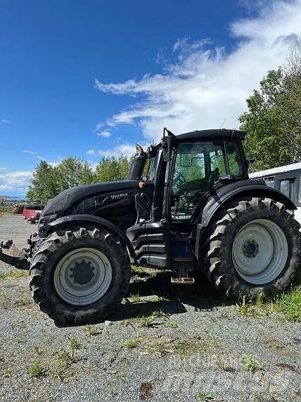 Valtra T 214 曳引機