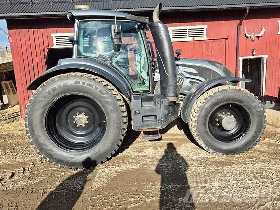 Valtra T 234 Versu 曳引機