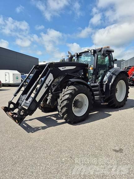 Valtra T 234 Versu 曳引機
