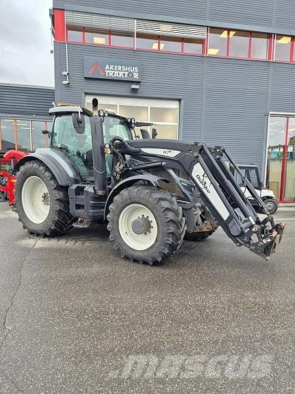 Valtra T 234 Versu 曳引機
