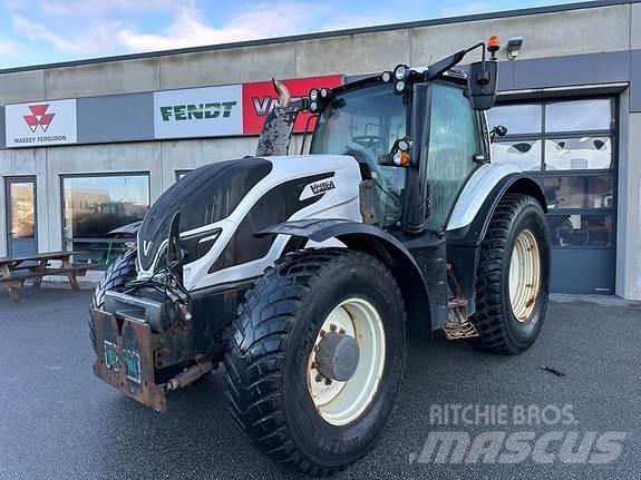 Valtra T174 Versu 曳引機