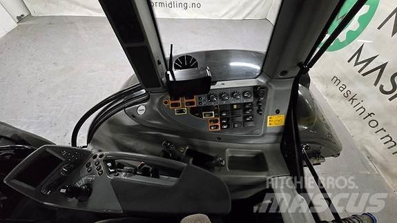 Valtra T182 曳引機