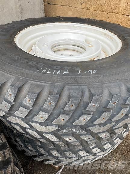 Valtra T190 曳引機