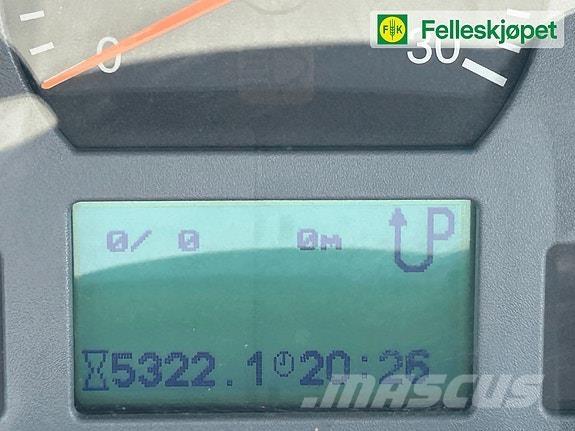 Valtra T190 曳引機