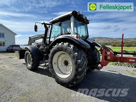Valtra T190 曳引機
