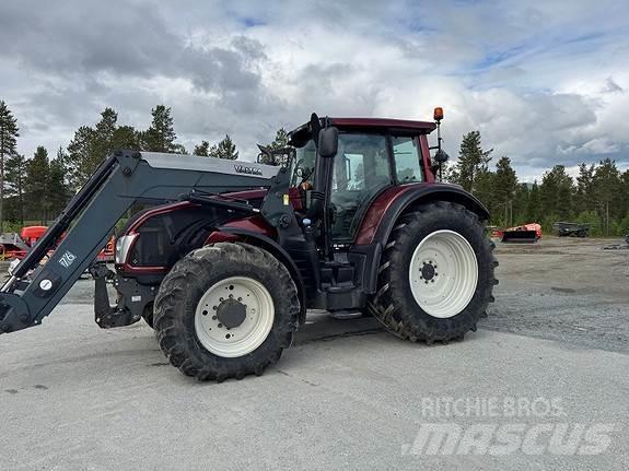 Valtra T203 曳引機