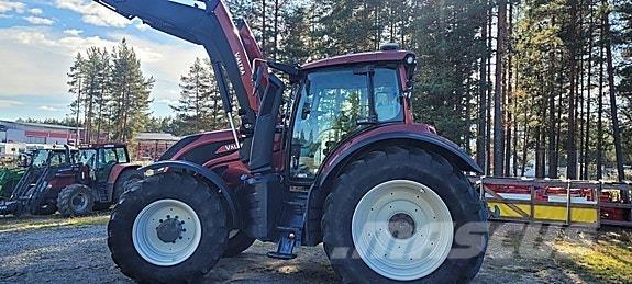 Valtra T234 曳引機