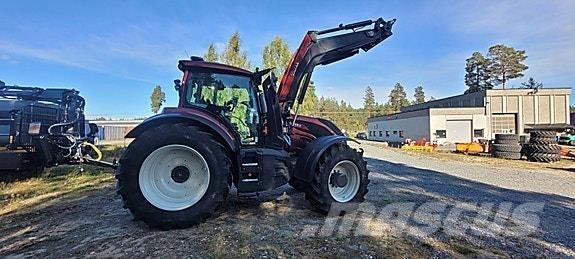 Valtra T234 曳引機
