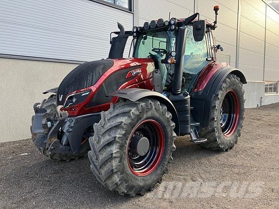 Valtra T234 Direct 曳引機
