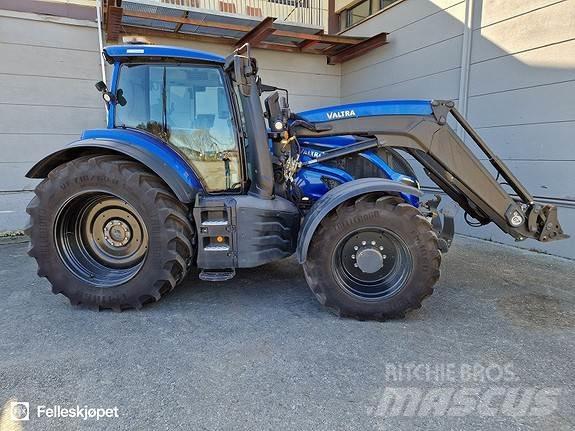 Valtra T235 曳引機