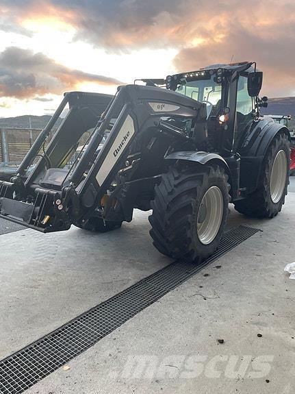 Valtra T235 Direct 曳引機