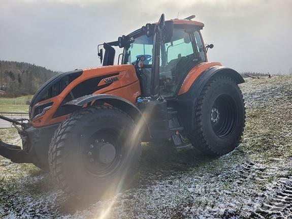 Valtra T255 曳引機