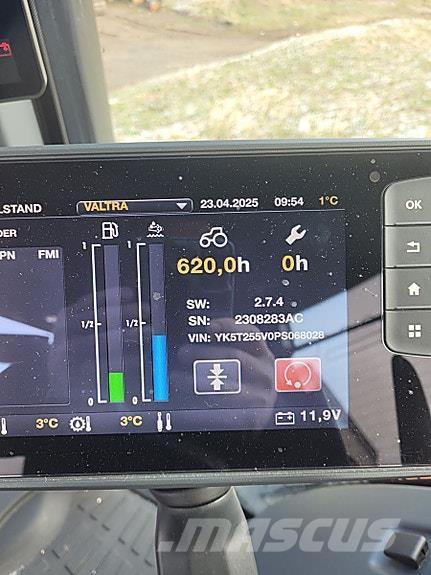 Valtra T255 曳引機