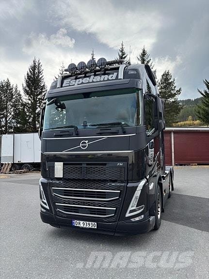 Volvo FH 500 6X4 曳引機組件