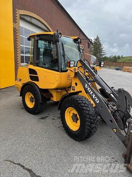 Volvo L20F 輪胎式裝載機