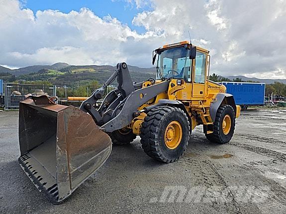 Volvo L90E 輪胎式裝載機