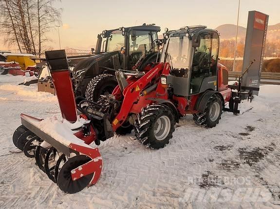 Weidemann 1880 滑移轉向裝載機