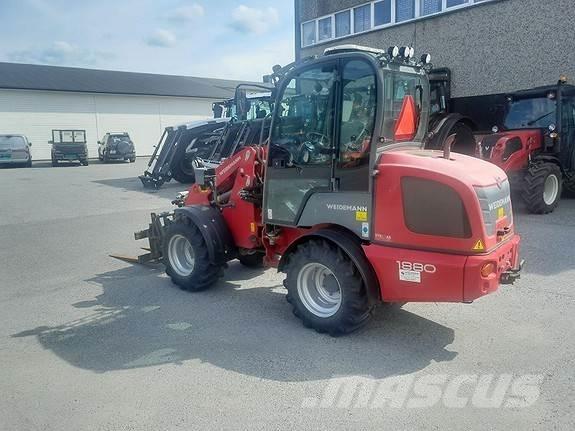 Weidemann 1880 滑移轉向裝載機