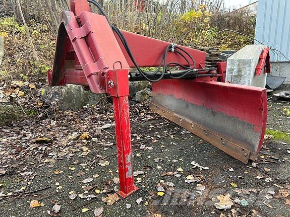   其他路面和雪地機械