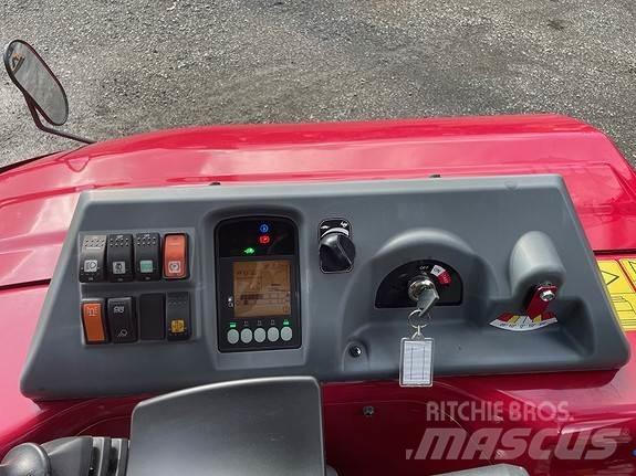 Yanmar C30R3-TV 鉸接式起吊車