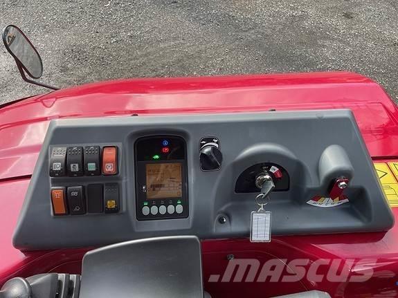 Yanmar C30R3-TV 鉸接式起吊車